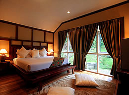 Summit Lodge Bedroom